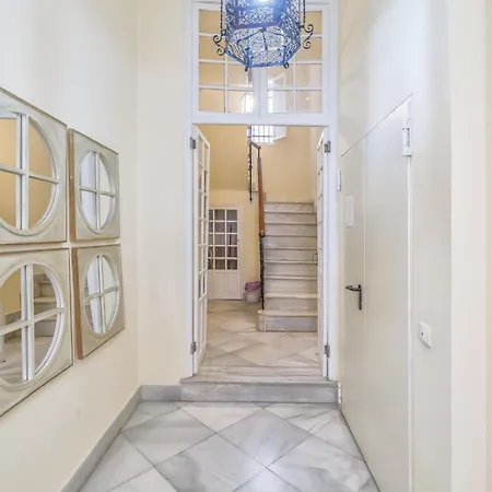 Apto Gran Capitan Center I - Parking