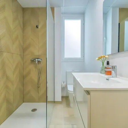 Apto Gran Capitan Center I - Parking Apartament Kordoba