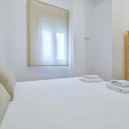 Apto Gran Capitan Center I - Parking Córdoba