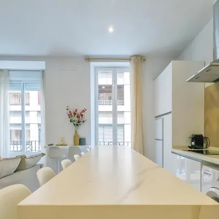 Apto Gran Capitan Center I - Parking Appartement *