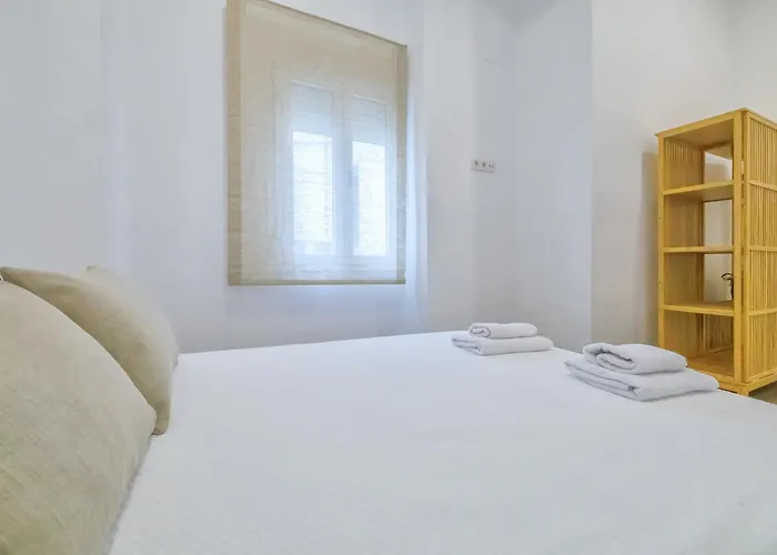 Apto Gran Capitan Center I - Parking קורדובה