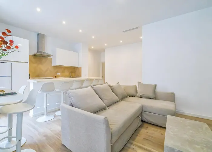 Apto Gran Capitan Center I - Parking