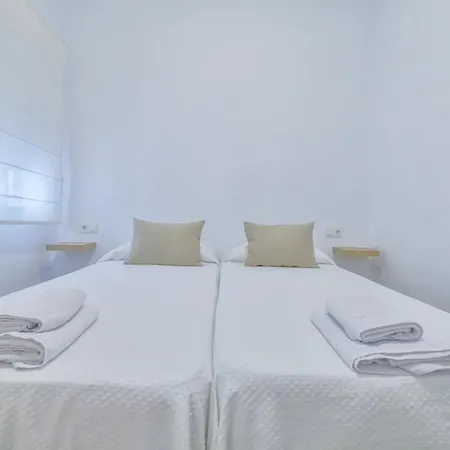 Appartement Apto Gran Capitan Center I - Parking *
